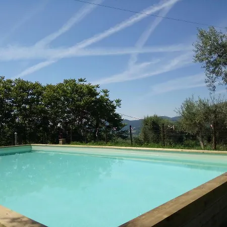 Per Vacanze In Umbria Con Piscina דירה *