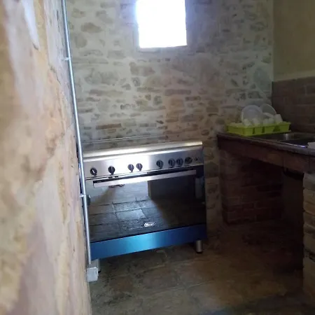 Per Vacanze In Umbria Con Piscina דירה