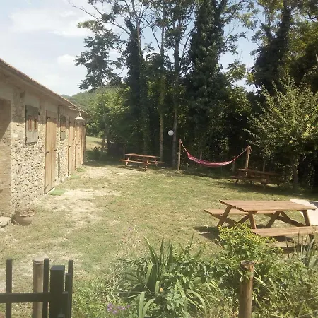 Per Vacanze In Umbria Con Piscina דירה